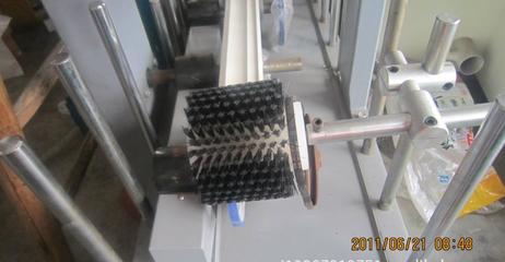 【廠家直銷】包覆機除塵毛刷圖片_高清圖_細(xì)節(jié)圖-聯(lián)達(dá)機械(浙江) -